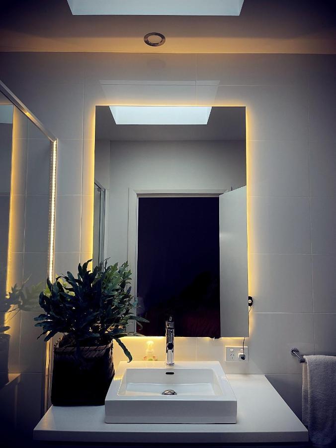 734 Apartment-2 Bedroom And 2 Bathroom Accommodation, Sleeps 4 マーガレットリバー エクステリア 写真